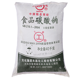 纯碱 (碳酸钠）